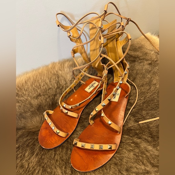 Authentic Valentino Garavani Rockstud Leather Gladiator Sandals – Nude – Size 7 - Picture 3 of 13